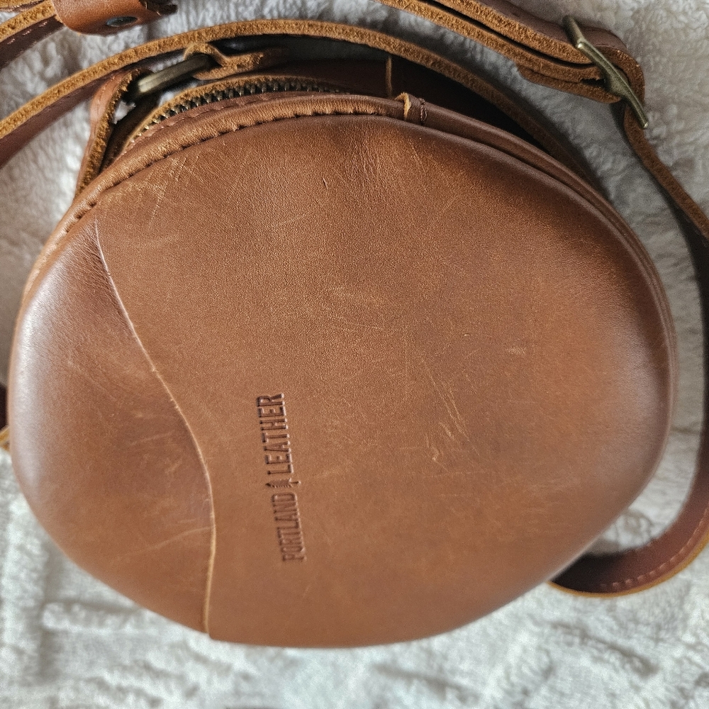 Portland Leather Honey Circle Bag - Picture 7 of 7